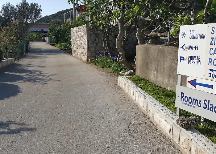 Slade Гостевой дом